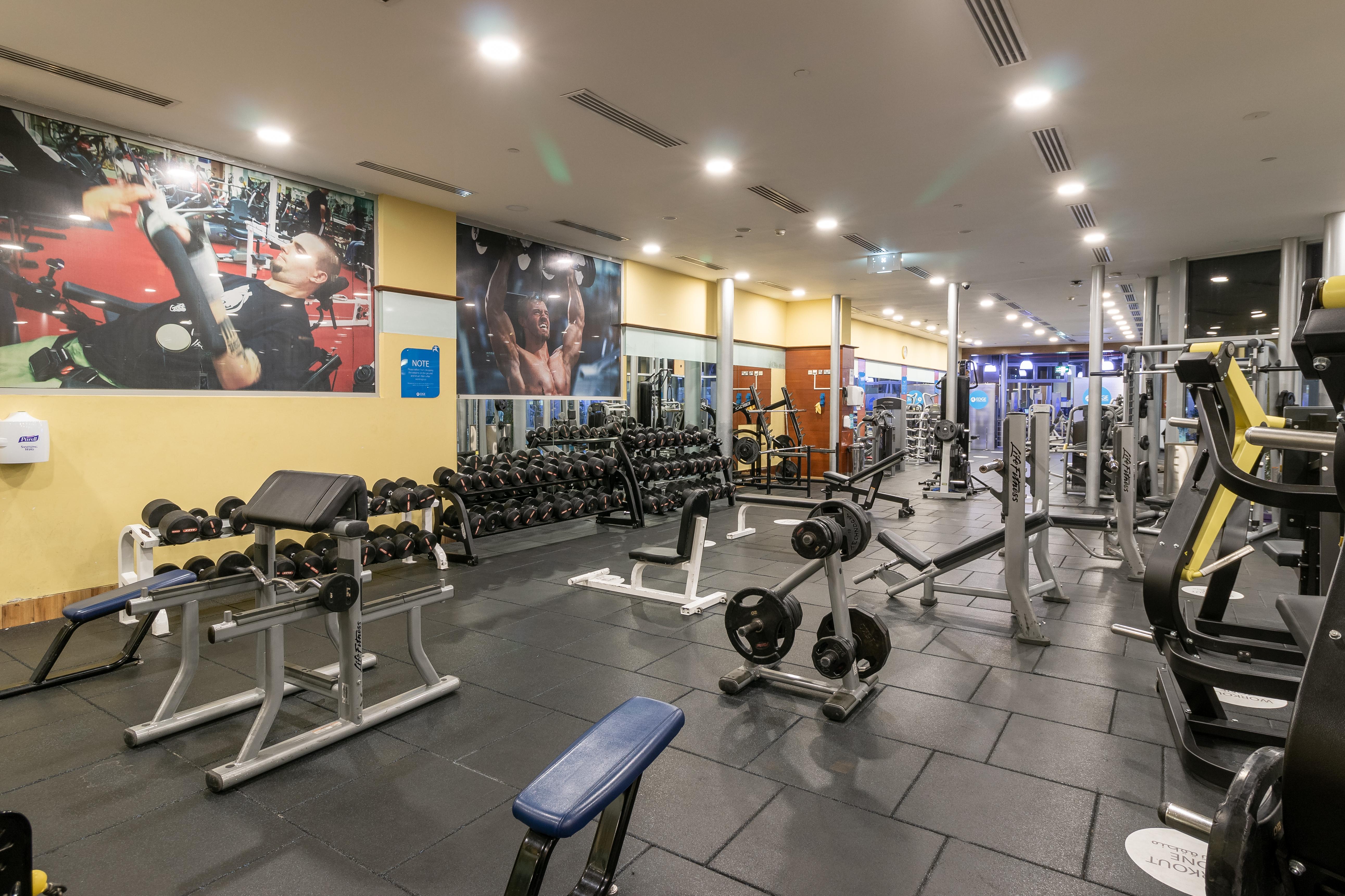 Holiday Inn - Suites Kuwait Salmiya By Ihg Кувейт Екстериор снимка
